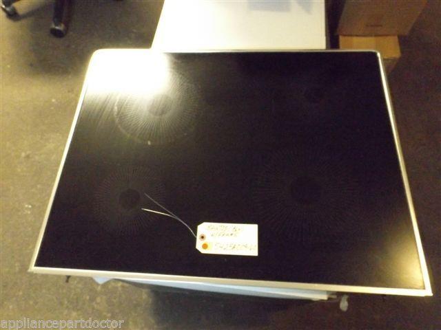 Magic Chef STOVE 5425A009-60 Main Top (blk) W/Frame used Magic Chef STOVE 5425A009-60 Main Top (blk) W/Frame used